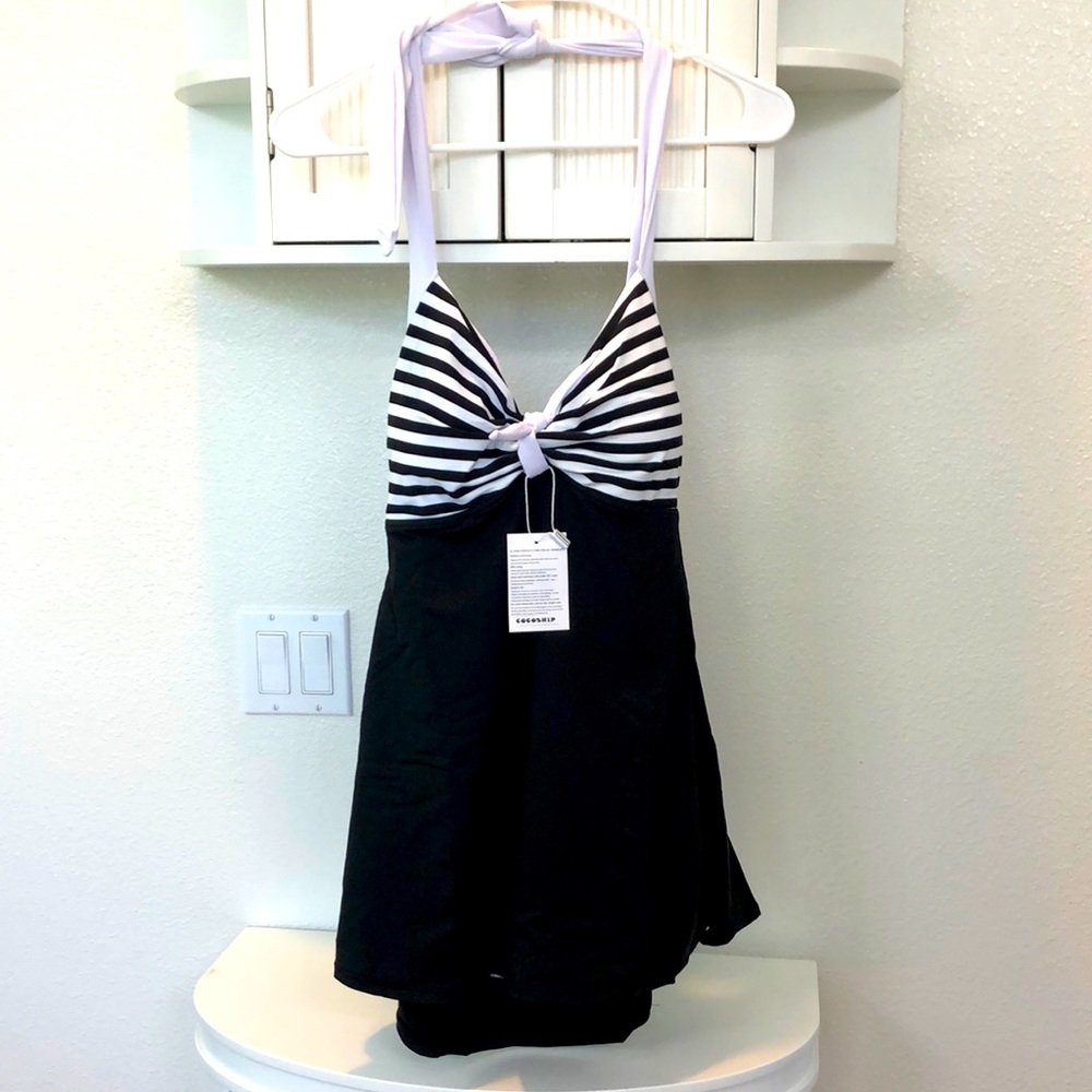 🕶 NWT Cocoship Retro Skirtini Swimsuit 🕶 Size 10